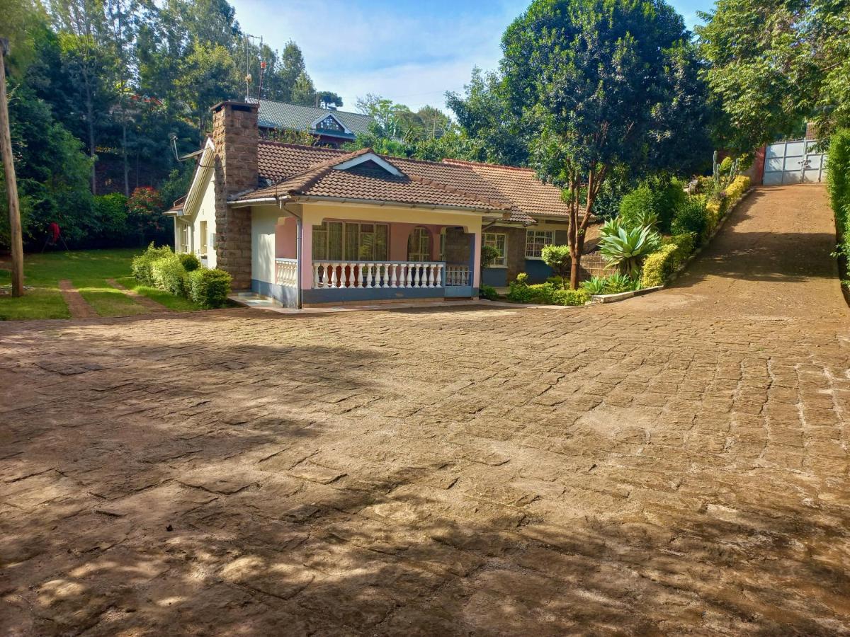 Kuniville Guest House Nyeri Exteriér fotografie