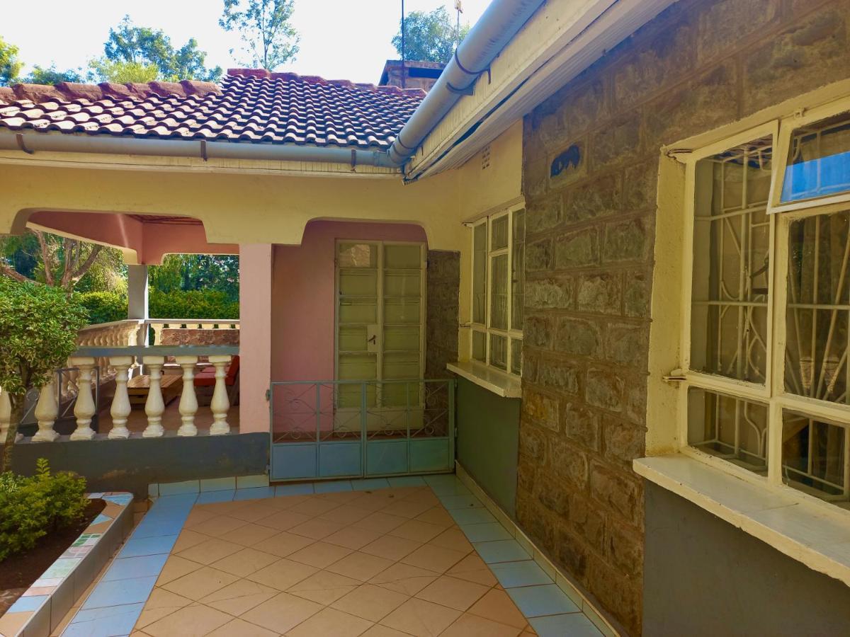 Kuniville Guest House Nyeri Exteriér fotografie